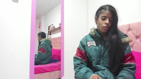 Snapshot of thianahorny chatting on November 2025 12:13:01 PM thianahorny online show from November 2025 12:13:01 PM