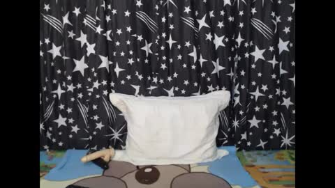 Snapshot of thick_bigcock13 chatting on February 2025 01:46:01 PM gil online show from February 2025 01:46:01 PM