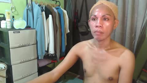 Snapshot of thick_bigcock13 chatting on October 2025 11:38:01 PM gil online show from October 2025 11:38:01 PM