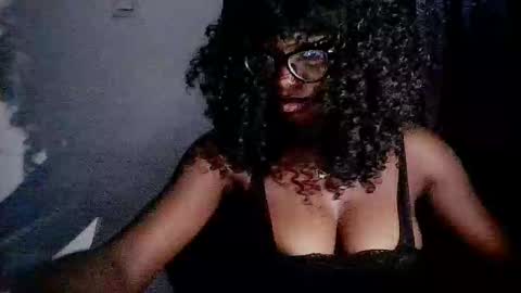 Jenny online show from October 2025 09:18:02 AM