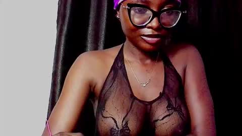 Jenny online show from October 2025 09:24:01 PM