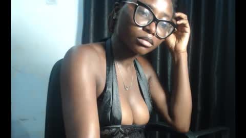 Jenny online show from October 2025 05:57:02 PM