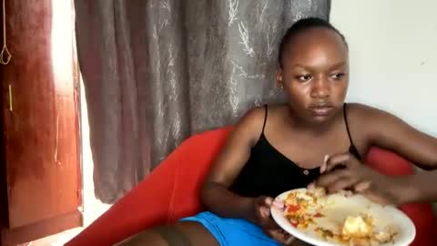 Snapshot of thick_jojo chatting on December 2025 12:21:02 PM Call me Taliee online show from December 2025 12:21:02 PM