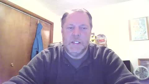 Snapshot of thickcock4u1105 chatting on April 2026 01:08:01 AM thickcock4u1105 online show from April 2026 01:08:01 AM