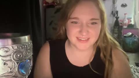 Snapshot of thickgingergoddess chatting on December 2024 06:25:01 PM Ariel online show from December 2024 06:25:01 PM
