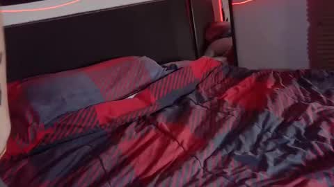 ThickHandsomeMan online show from January 2025 04:52:02 AM