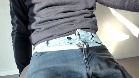 Snapshot of thickrum chatting on February 2025 09:25:02 AM Thickru online show from February 2025 09:25:02 AM