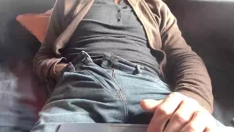 Snapshot of thickrum chatting on December 2025 10:24:02 AM Thickru online show from December 2025 10:24:02 AM