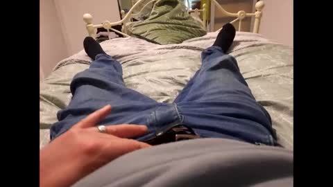 Snapshot of thicksingarters chatting on December 2025 08:04:02 PM thicksingarters online show from December 2025 08:04:02 PM