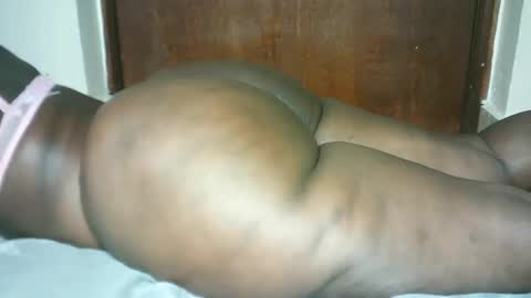 Snapshot of thickybabe_05 chatting on February 2025 11:33:02 PM thickybabe_05 online show from February 2025 11:33:02 PM