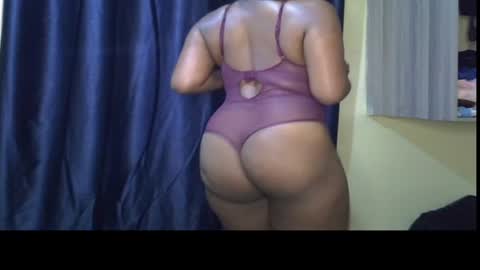 Snapshot of thickysally chatting on February 2026 04:25:01 PM thickysally online show from February 2026 04:25:01 PM