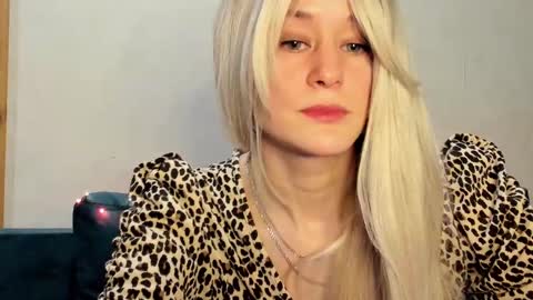 thief_of_hearts_ online show from February 2025 12:47:02 AM