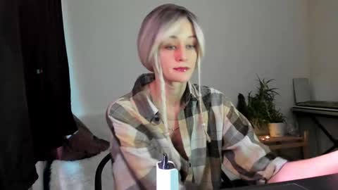 thief_of_hearts_ online show from November 2025 10:51:02 AM