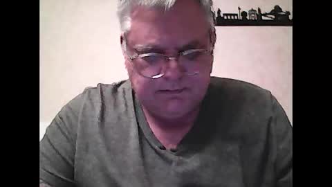 Snapshot of thierrysymp chatting on December 2025 05:22:02 PM Thierrysymp online show from December 2025 05:22:02 PM
