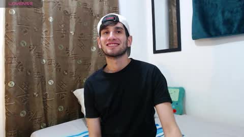 Thiiago online show from November 2025 08:00:02 AM