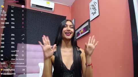 Eva  online show from February 2025 07:41:01 PM