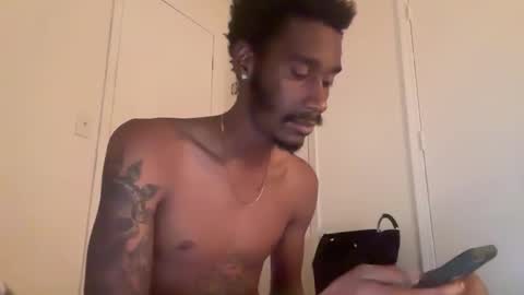 Snapshot of thirdlegkenny chatting on November 2025 02:11:01 AM thirdlegkenny online show from November 2025 02:11:01 AM