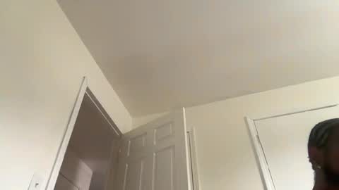 Snapshot of thirdlegkenny chatting on December 2025 07:20:02 PM thirdlegkenny online show from December 2025 07:20:02 PM