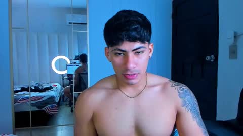 Snapshot of thirstmen_ chatting on October 2025 03:12:01 PM MICHAEL AND CRISS online show from October 2025 03:12:01 PM