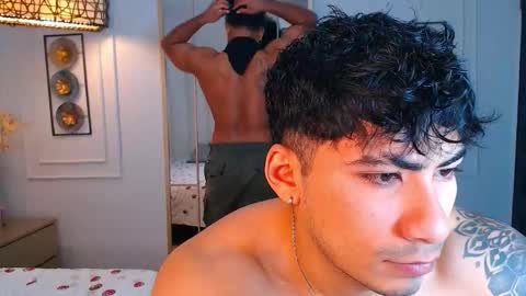 Snapshot of thirstmen_ chatting on December 2025 01:29:02 PM MICHAEL AND CRISS online show from December 2025 01:29:02 PM