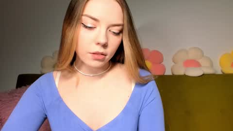 Amelia  shows on mondays fridays and sundays  if anything changes im giving updates on my fansly  online show from January 2025 04:54:01 PM