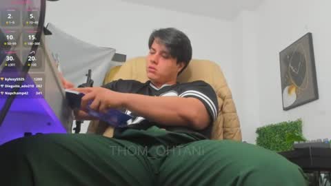 Snapshot of thom_ohtani chatting on June 2026 05:04:02 PM thom_ohtani online show from June 2026 05:04:02 PM