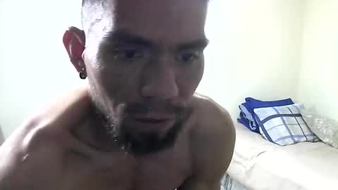 Snapshot of thomas2wood chatting on June 2026 12:32:02 AM Thomas2Wood online show from June 2026 12:32:02 AM