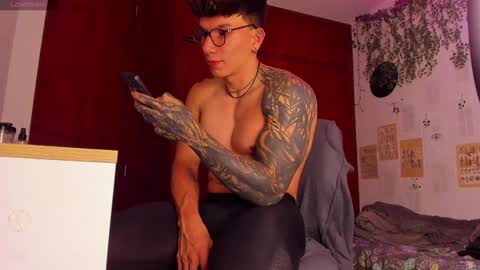 Thomas Grey online show from January 2025 07:39:02 AM