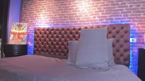 Snapshot of thomas_may4rs chatting on February 2025 03:32:02 PM ---Thomas--- online show from February 2025 03:32:02 PM