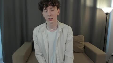 Thomas online show from February 2025 03:42:01 AM