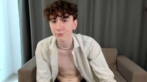 Thomas online show from February 2025 05:24:01 AM