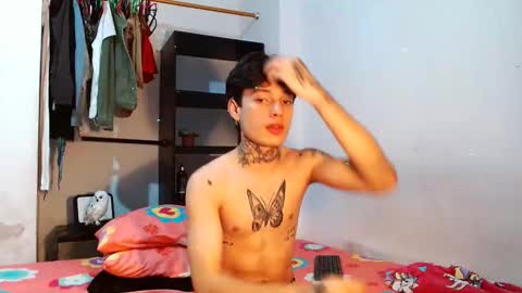 Snapshot of thomas_stallon chatting on March 2025 06:00:02 AM thomas online show from March 2025 06:00:02 AM