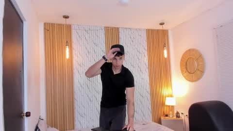 Thomas online show from October 2025 11:21:02 AM