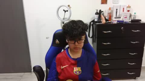 Snapshot of thomascooper_cams chatting on January 2025 12:33:01 AM VALERIA online show from January 2025 12:33:01 AM