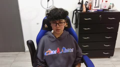 Snapshot of thomascooper_cams chatting on January 2025 03:01:02 AM VALERIA online show from January 2025 03:01:02 AM