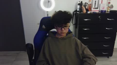 Snapshot of thomascooper_cams chatting on January 2025 12:29:01 AM VALERIA online show from January 2025 12:29:01 AM