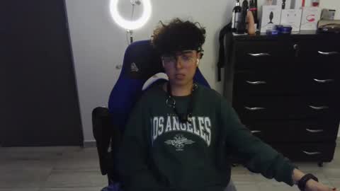 Snapshot of thomascooper_cams chatting on February 2025 05:30:01 AM VALERIA online show from February 2025 05:30:01 AM