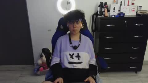 Snapshot of thomascooper_cams chatting on February 2025 11:58:02 PM VALERIA online show from February 2025 11:58:02 PM