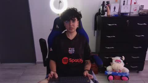 Snapshot of thomascooper_cams chatting on March 2025 08:18:02 PM VALERIA online show from March 2025 08:18:02 PM