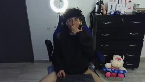 Snapshot of thomascooper_cams chatting on March 2025 01:16:02 AM VALERIA online show from March 2025 01:16:02 AM