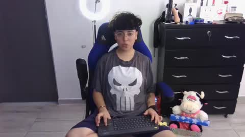 Snapshot of thomascooper_cams chatting on March 2025 10:13:02 PM VALERIA online show from March 2025 10:13:02 PM