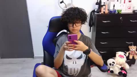 Snapshot of thomascooper_cams chatting on September 2025 07:25:01 PM VALERIA online show from September 2025 07:25:01 PM