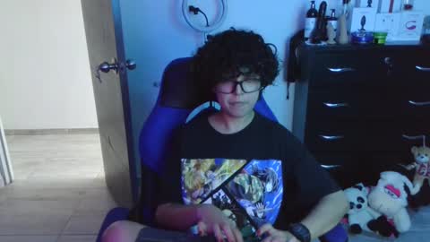 Snapshot of thomascooper_cams chatting on October 2025 08:38:02 PM VALERIA online show from October 2025 08:38:02 PM