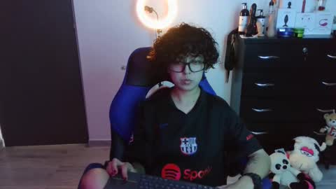 Snapshot of thomascooper_cams chatting on October 2025 08:29:02 PM VALERIA online show from October 2025 08:29:02 PM