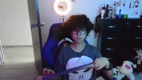 Snapshot of thomascooper_cams chatting on October 2025 07:03:02 PM VALERIA online show from October 2025 07:03:02 PM