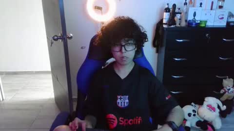 Snapshot of thomascooper_cams chatting on October 2025 06:41:02 PM VALERIA online show from October 2025 06:41:02 PM