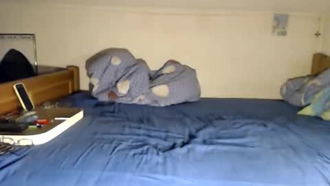 Snapshot of thomasleiber chatting on December 2025 09:18:01 AM Thomas online show from December 2025 09:18:01 AM