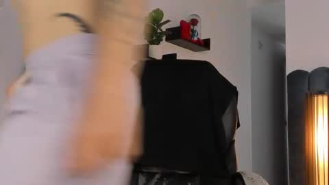 sweetfit boy online show from October 2025 05:22:02 PM