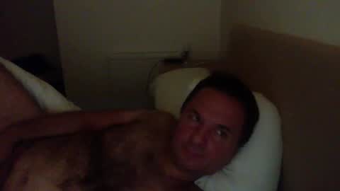 Tom online show from September 2025 09:53:01 PM