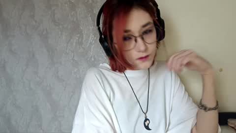 Lina online show from November 2025 11:14:01 AM